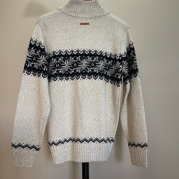U.S. Polo Sweater - Picture 3 of 4